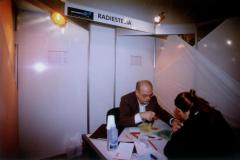 docu0243